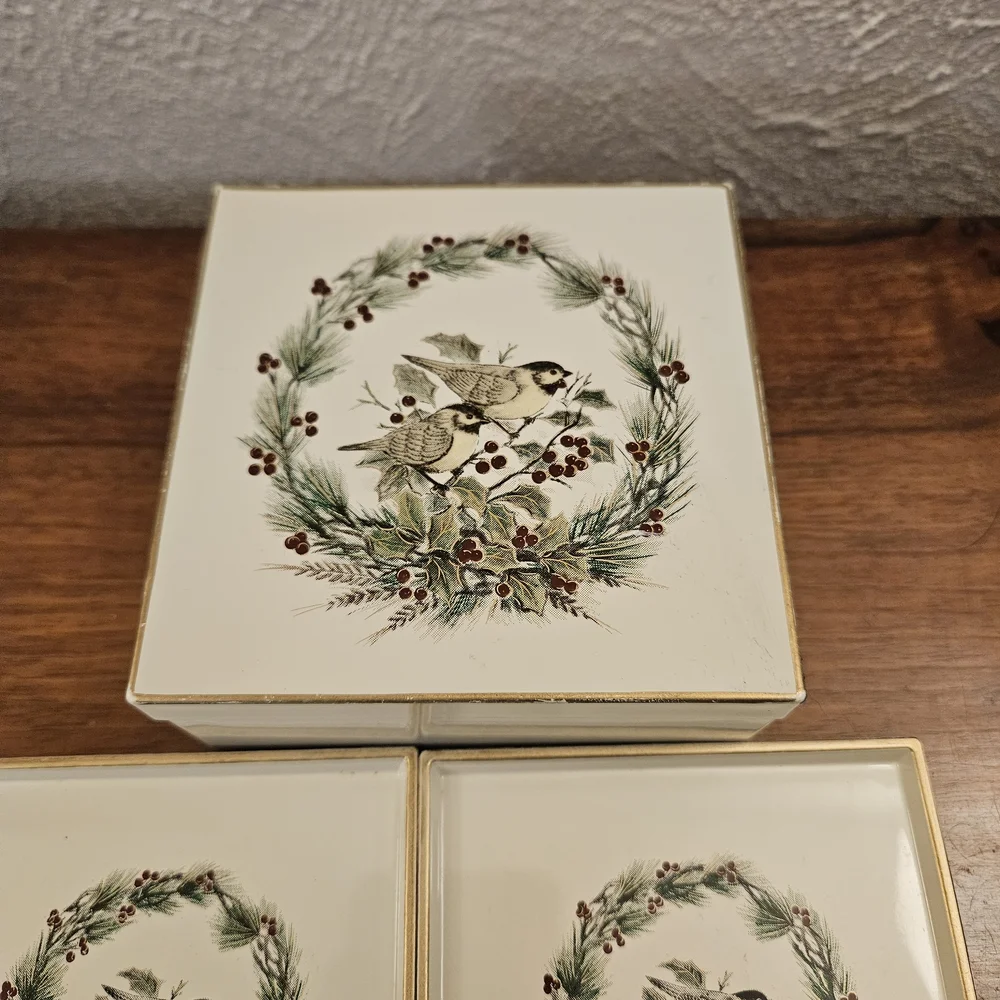Otagiri Lacquerware Coaster Set Of 4 Square Box Bird Sitting on Wreath Christmas